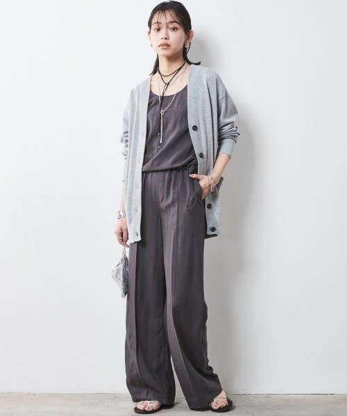 CHIC STYLE（シックスタイル）の「レーヨン麻リラックスワイドパンツ ＜大きいサイズ有＞シックスタイル　（その他パンツ・レディース・チャコール/レッド/グリーン/オフホワイト/ブルー・M/L/LL/3L/4L/5L）」の8枚目の写真