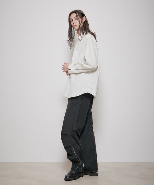 ADAM ET ROPE'（アダムエロペ）の「【UNIFORM/ユニフォーム】エンブレムプリント オーバーサイズ レギュラーカラー シャツ / 吸水速乾 / ユニセックス（シャツ/ブラウス・メンズ・イエロー系その他2/ブルー系その他6/ホワイト系その他3・L/M）」の15枚目の写真