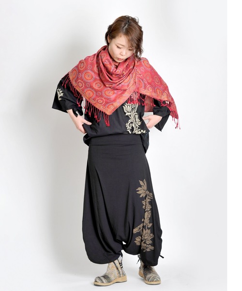 MARAI(マーライ)の「【MARAI】サイドくしゅくしゅロータスサルエルパンツ(その他パンツ・レディース・ブラック/パープル/グレー/ブラウン・FREE)」の9枚目の写真