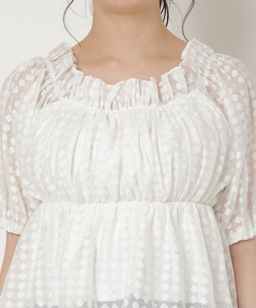 REDYAZEL(レディアゼル)の「シアーギャザートップス(シャツ/ブラウス・レディース・ブラック/ピンク/オフホワイト・FREE)」の9枚目の写真