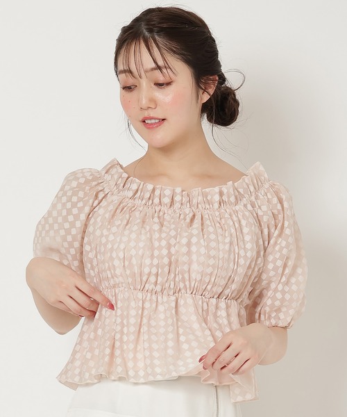 REDYAZEL(レディアゼル)の「シアーギャザートップス(シャツ/ブラウス・レディース・ブラック/ピンク/オフホワイト・FREE)」の16枚目の写真