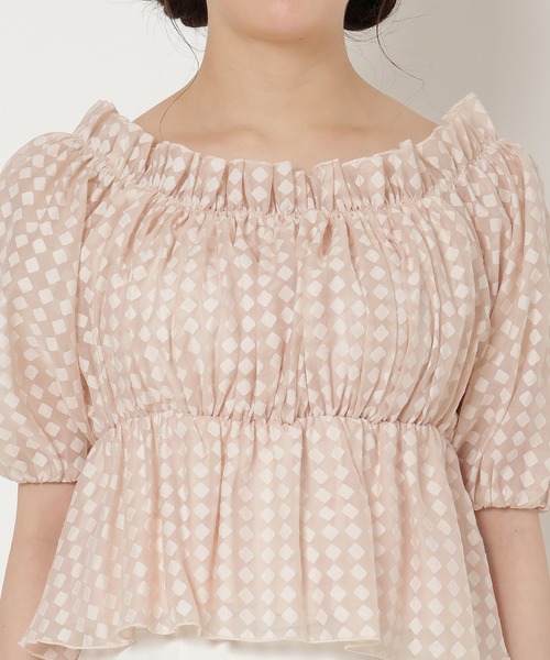 REDYAZEL(レディアゼル)の「シアーギャザートップス(シャツ/ブラウス・レディース・ブラック/ピンク/オフホワイト・FREE)」の21枚目の写真