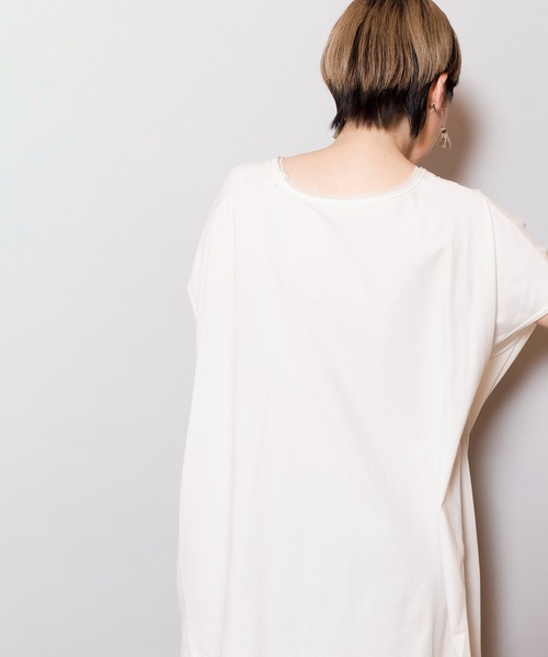 OSMOSIS（オズモーシス）の「シフォン切替ドレーププルオーバー（Tシャツ/カットソー・レディース・ホワイト/ブラック/グレー・ONE SIZE）」の21枚目の写真