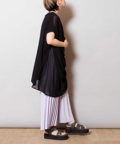 OSMOSIS（オズモーシス）の「シフォン切替ドレーププルオーバー（Tシャツ/カットソー・レディース・ホワイト/ブラック/グレー・ONE SIZE）」の17枚目の写真