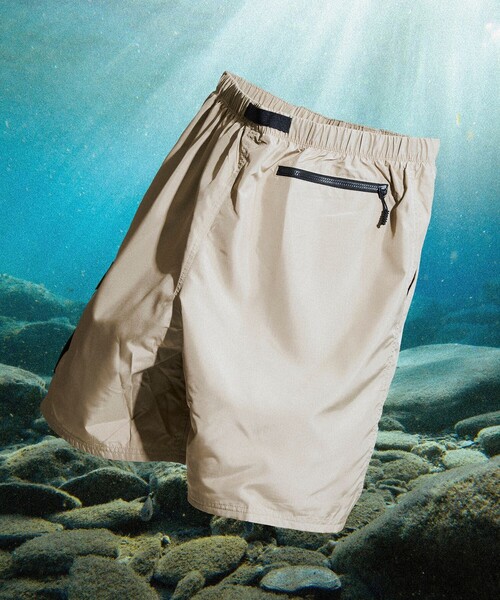 NIKE（ナイキ）の「NIKE/ナイキ 【国内FREAK'S STORE限定】EXCLUSIVE SWIM CARGO SHORT PANTS/スイム カーゴ ショートパンツ/カーゴショーツ（カーゴパンツ・メンズ・ベージュ/ネイビー/グリーン/グレー/ブラック・SMALL/MEDIUM/LARGE/X-LARGE）」の4枚目の写真