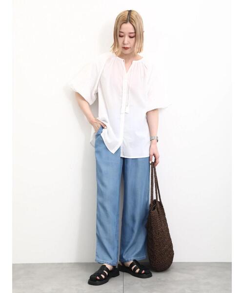 Samansa Mos2 blue（サマンサモスモスブルー）の「【Made in India】袖シフリーブラウス（シャツ/ブラウス・レディース・ブラック/ライトベージュ/オフホワイト・F）」の9枚目の写真