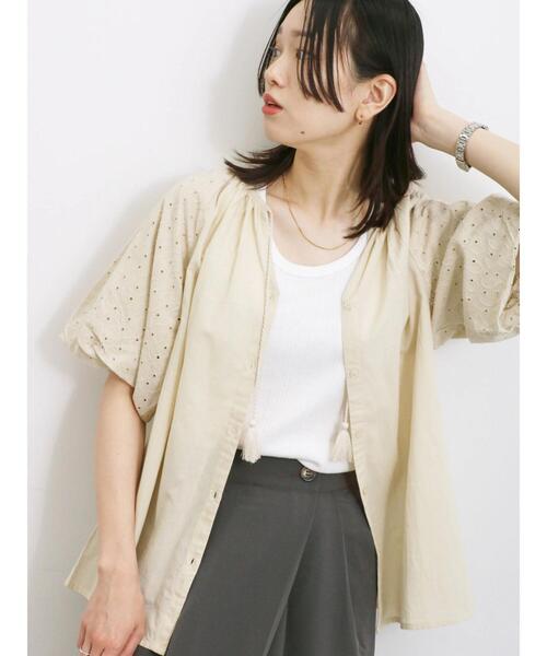 Samansa Mos2 blue（サマンサモスモスブルー）の「【Made in India】袖シフリーブラウス（シャツ/ブラウス・レディース・ブラック/ライトベージュ/オフホワイト・F）」の15枚目の写真