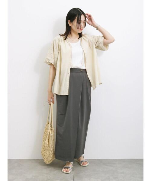 Samansa Mos2 blue（サマンサモスモスブルー）の「【Made in India】袖シフリーブラウス（シャツ/ブラウス・レディース・ブラック/ライトベージュ/オフホワイト・F）」の16枚目の写真