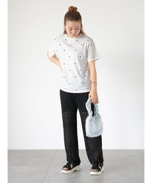 Lugnoncure(ルノンキュール)の「【接触冷感】ハート刺繍Tシャツ(Tシャツ/カットソー・レディース・ブラック/レッド/オフホワイト・F)」の7枚目の写真
