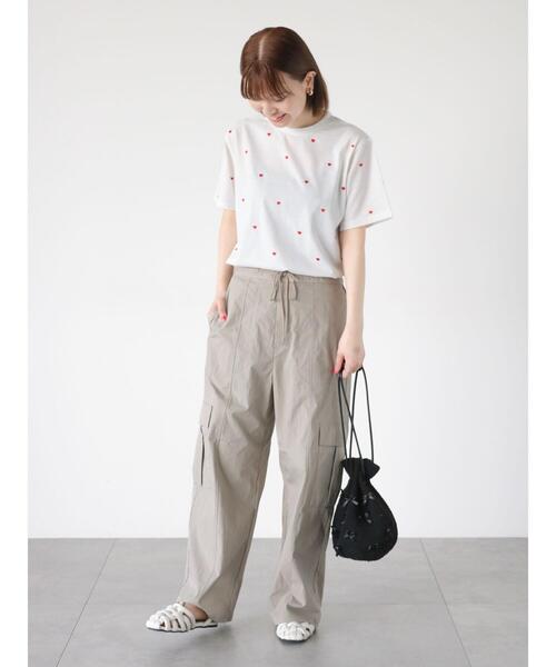 Lugnoncure(ルノンキュール)の「【接触冷感】ハート刺繍Tシャツ(Tシャツ/カットソー・レディース・ブラック/レッド/オフホワイト・F)」の11枚目の写真