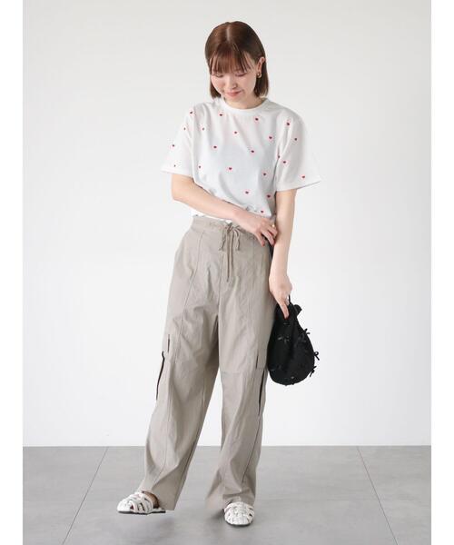 Lugnoncure(ルノンキュール)の「【接触冷感】ハート刺繍Tシャツ(Tシャツ/カットソー・レディース・ブラック/レッド/オフホワイト・F)」の13枚目の写真