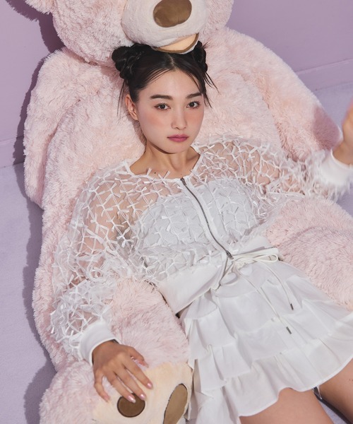 one after another NICE CLAUP（ワンアフターアナザーナイスクラップ）の「3Dレースシアーブルゾン（ブルゾン・レディース・オフホワイト/ブラック/グレー系その他・FREE）」の20枚目の写真