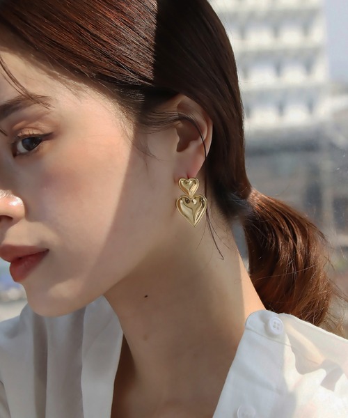 abaskdesign(アバスクデザイン)の「金属アレルギー対応 ダブルハートステンレスピアス(ピアス(両耳用)・レディース・マルチ/シルバー系その他/ブラック系その他/ホワイト/ゴールド/シルバー/グリーン・FREE)」の8枚目の写真
