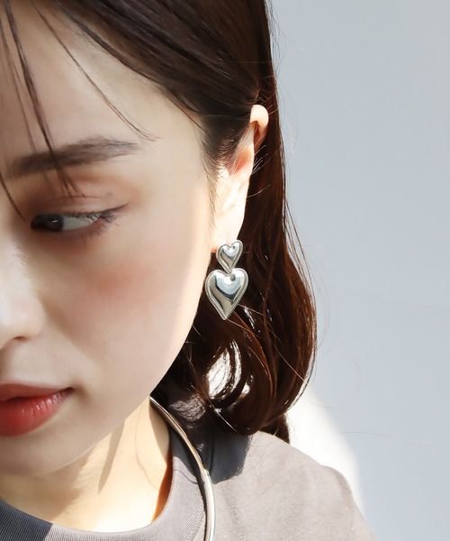 abaskdesign(アバスクデザイン)の「金属アレルギー対応 ダブルハートステンレスピアス(ピアス(両耳用)・レディース・マルチ/シルバー系その他/ブラック系その他/ホワイト/ゴールド/シルバー/グリーン・FREE)」の12枚目の写真
