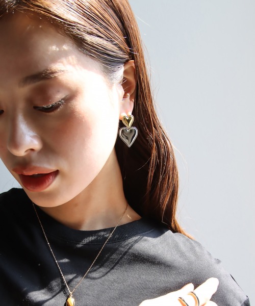 abaskdesign(アバスクデザイン)の「金属アレルギー対応 ダブルハートステンレスピアス(ピアス(両耳用)・レディース・マルチ/シルバー系その他/ブラック系その他/ホワイト/ゴールド/シルバー/グリーン・FREE)」の13枚目の写真