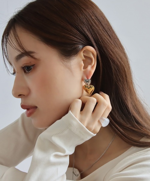 abaskdesign(アバスクデザイン)の「金属アレルギー対応 ダブルハートステンレスピアス(ピアス(両耳用)・レディース・マルチ/シルバー系その他/ブラック系その他/ホワイト/ゴールド/シルバー/グリーン・FREE)」の14枚目の写真