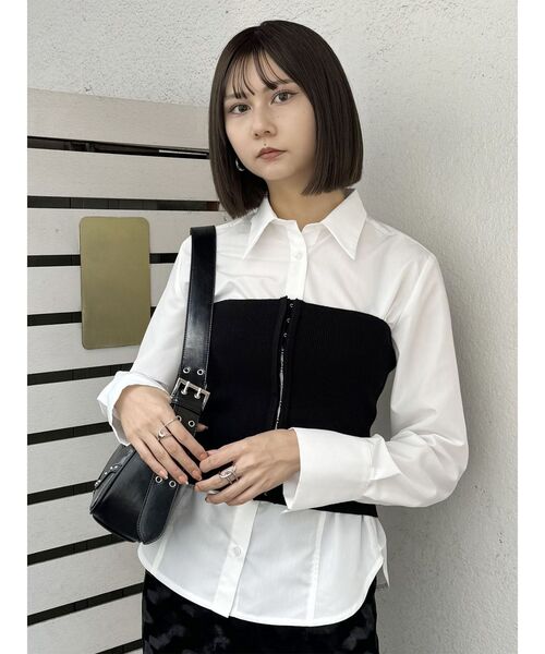 MURUA（ムルーア）の「フロントホックニットビスチェ（ニット/セーター・レディース・ブラック/アイボリー/グレー・FREE）」の20枚目の写真