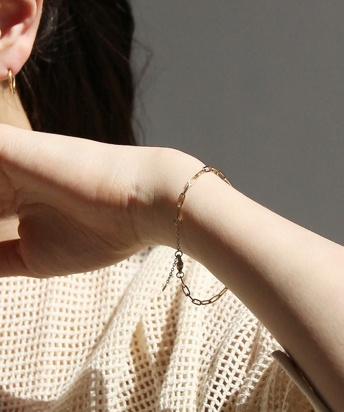 abaskdesign（アバスクデザイン）の「金属アレルギー対応 選べる5タイプ 華奢チェーンステンレスブレスレット（ブレスレット・レディース・ゴールド系その他3/ゴールド系その他2/シルバー/シルバー系その他4/シルバー系その他3/シルバー系その他2/ゴールド系その他/シルバー系その他/ゴールド/ゴールド系その他4・D/C/A/E/B）」の10枚目の写真