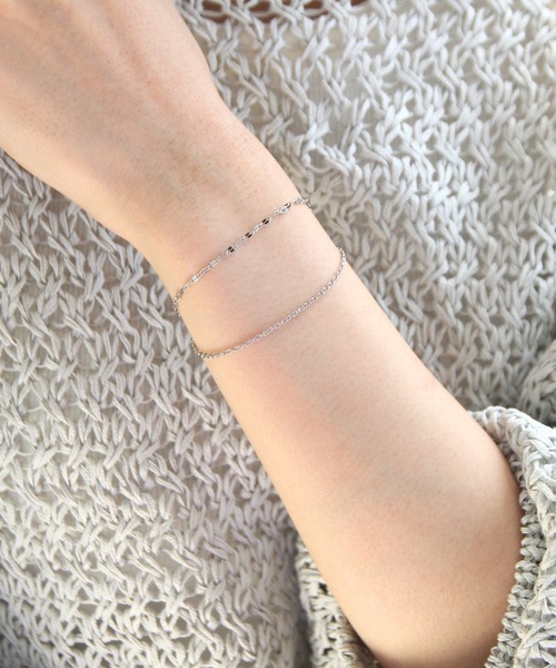 abaskdesign（アバスクデザイン）の「金属アレルギー対応 選べる5タイプ 華奢チェーンステンレスブレスレット（ブレスレット・レディース・ゴールド系その他3/ゴールド系その他2/シルバー/シルバー系その他4/シルバー系その他3/シルバー系その他2/ゴールド系その他/シルバー系その他/ゴールド/ゴールド系その他4・D/C/A/E/B）」の19枚目の写真