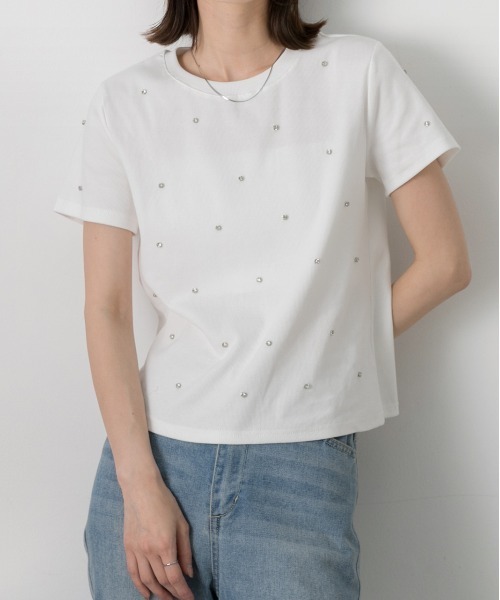 ad thie(アドティエ)の「ビジュー付き ピグメントTシャツ(Tシャツ/カットソー・レディース・ブラウン/ピンク/グレー/オフホワイト/ブラック・FREE)」の7枚目の写真