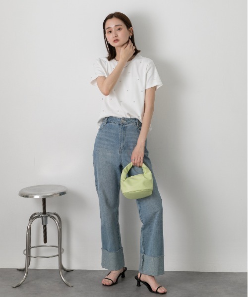 ad thie(アドティエ)の「ビジュー付き ピグメントTシャツ(Tシャツ/カットソー・レディース・ブラウン/ピンク/グレー/オフホワイト/ブラック・FREE)」の9枚目の写真