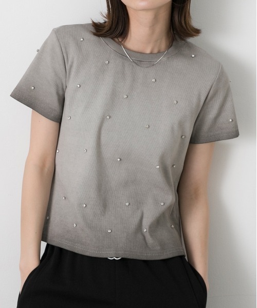 ad thie(アドティエ)の「ビジュー付き ピグメントTシャツ(Tシャツ/カットソー・レディース・ブラウン/ピンク/グレー/オフホワイト/ブラック・FREE)」の19枚目の写真