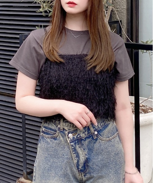 INGNI（イング）の「フェザービスチェ（ベスト・レディース・アイボリー/ブラック・M）」の2枚目の写真