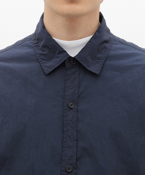 ATON（エイトン）の「ATON (エイトン) HANDE DYED NYLON SHIRT JACKET BLAGCW0204（シャツ/ブラウス・メンズ・ブラック/ネイビー・4/6）」の18枚目の写真