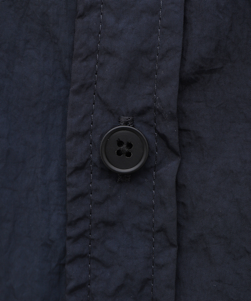 ATON（エイトン）の「ATON (エイトン) HANDE DYED NYLON SHIRT JACKET BLAGCW0204（シャツ/ブラウス・メンズ・ブラック/ネイビー・4/6）」の14枚目の写真
