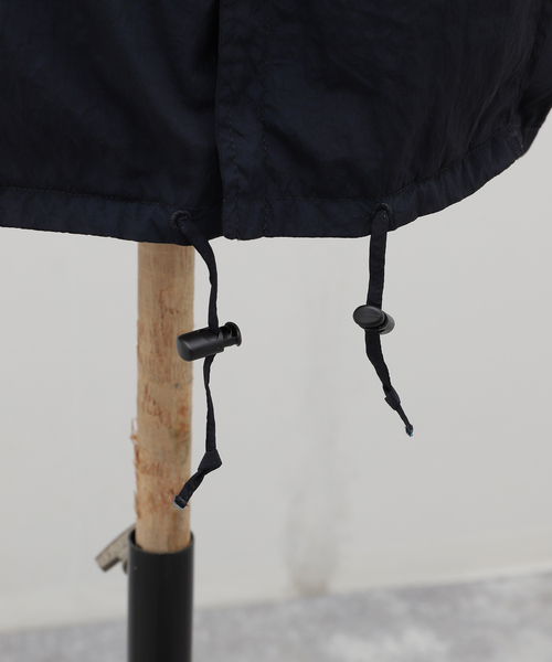 ATON（エイトン）の「ATON (エイトン) HANDE DYED NYLON SHIRT JACKET BLAGCW0204（シャツ/ブラウス・メンズ・ブラック/ネイビー・4/6）」の7枚目の写真