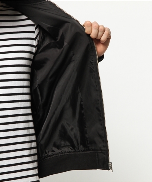 VENCEEXCHANGE（ヴァンスエクスチェンジ）の「エステルツイルMA-1       （MA-1・メンズ・ダークグリーン/ブラック・MEDIUM/LARGE）」の9枚目の写真