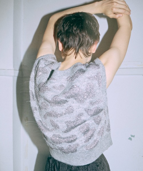 EN NEUME(エンノイム)の「Sequin Jacquard Knit Vest(ベスト・レディース・ブラック/杢グレー・FREE)」の15枚目の写真