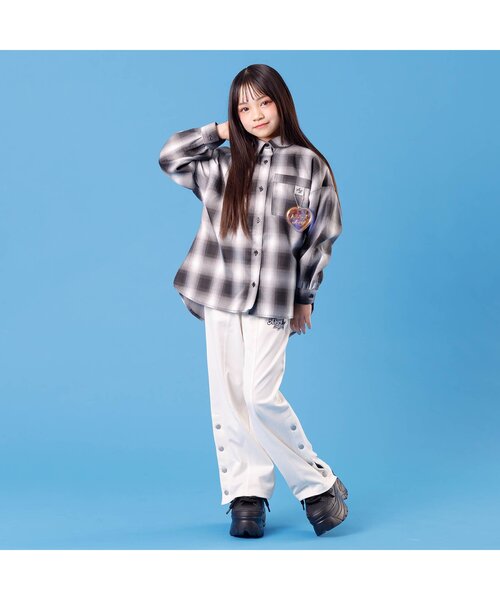 algy（アルジー）の「チャーム付きシャツ（シャツ/ブラウス・キッズ・ブラック/グリーン/インディゴブルー・SMALL/MEDIUM/X-SMALL/XX-SMALL/XXX-SMALL）」の8枚目の写真