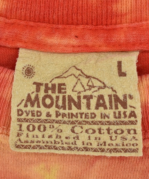 THE MOUNTAIN（ザマウンテン）の「【ヴィンテージ古着】Y2K THE MOUNTAIN ドラゴンナイト タイダイ Tシャツ（Tシャツ/カットソー・メンズ・レッド・LARGE）」の3枚目の写真