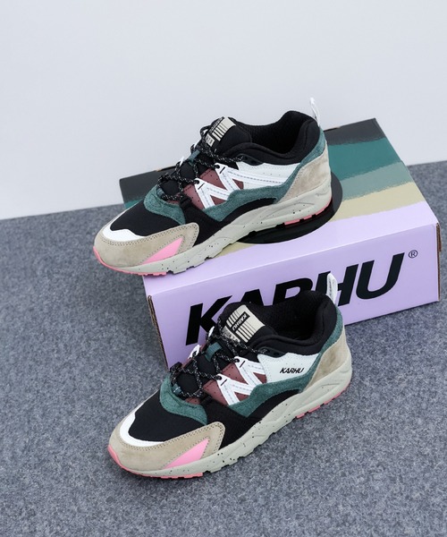 KARHU(カルフ)の「【KARHU(カルフ)】フュージョンスニーカー(スニーカー・レディース・ホワイト系その他/ブラウン・23.0cm/25.0cm/24.0cm)」の2枚目の写真