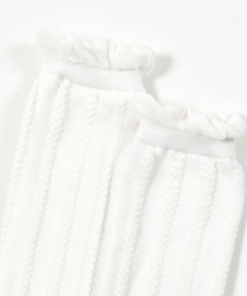 BeBe Petits Pois Vert（ベベプチポワヴェール）の「【店舗限定】サイドリボン3連ハイソックス(17~24cm)（ソックス/靴下・キッズ・オフホワイト/ブラック・M/L）」の13枚目の写真