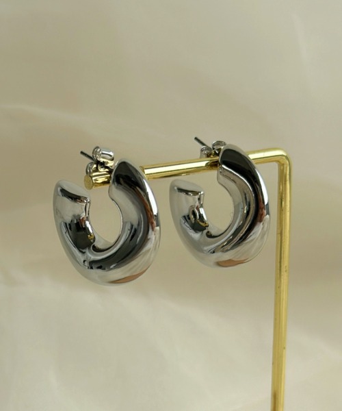 sowang（ソワン）の「ニュアンスサークルラインピアス-nuance circle line pierce-（ピアス（両耳用）・レディース・シルバー/ゴールド・FREE）」の7枚目の写真