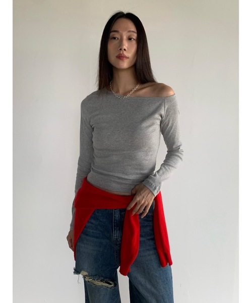 Didot.showroom(ディドット ショールーム)の「アンバランス配色ロンT(Tシャツ/カットソー・レディース・ストライプ/ネイビー/ホワイト/グレー/ブラック・FREE)」の3枚目の写真