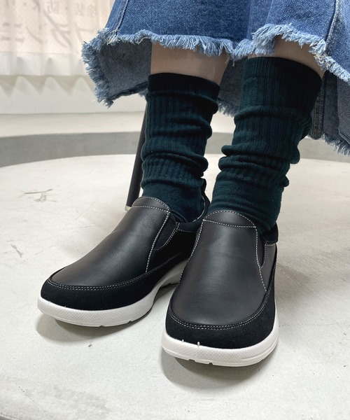 LUGG NAGG(ラグナグ)の「【risata】【軽量】バイカラー異素材スリッポン(スニーカー・レディース・ブラック/グレー/キャメル/ワインレッド・23.0cm/23.5cm/24.0cm/24.5cm/22.5cm)」の8枚目の写真