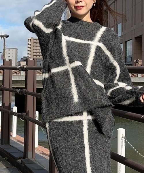 Per sist ence(パーシエンス)の「5Gシャギーチェックプルオーバー(ニット/セーター・レディース・アイボリー/グレー/チャコールグレー・FREE)」の14枚目の写真