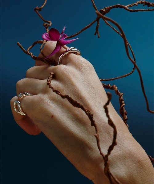 Fauvirame(フォーヴィレイム)の「【Fauvirame】Roots Ring(リング・レディース・シルバー・11号/9号/13号/15号)」の9枚目の写真