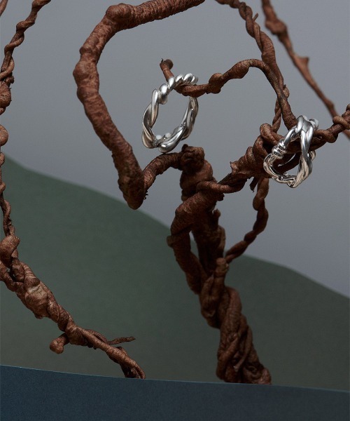 Fauvirame(フォーヴィレイム)の「【Fauvirame】Roots Ring(リング・レディース・シルバー・11号/9号/13号/15号)」の10枚目の写真