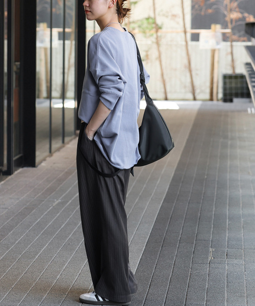 JOURNAL STANDARD relume(ジャーナルスタンダード レリューム)の「《追加2》オーバーサイズロングスウェット(スウェット・レディース・チャコールグレー/ブルー/アイボリー/オレンジ・FREE)」の19枚目の写真