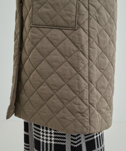 DRESKIP(ドレスキップ)の「◆【吸湿発熱】すっきり上品に女性らしく お袖フェイクウール キルトコート(ノーカラーコート・レディース・オフホワイト/チャコールグレー/ブラック・02/03/04)」の6枚目の写真