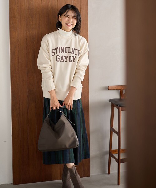 ANY(エニィ)の「【洗濯機可】裏起毛スウェットロゴプルオーバー(Tシャツ/カットソー・レディース・アイボリー系/グレー系/ライトグレー系・4)」の15枚目の写真
