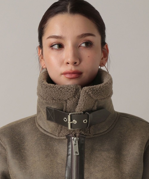 FOREVER 21（フォーエバー トゥエンティーワン）の「【2024FW】ムートンショートブルゾン（ムートンコート・レディース・ブラウン・FREE）」の3枚目の写真