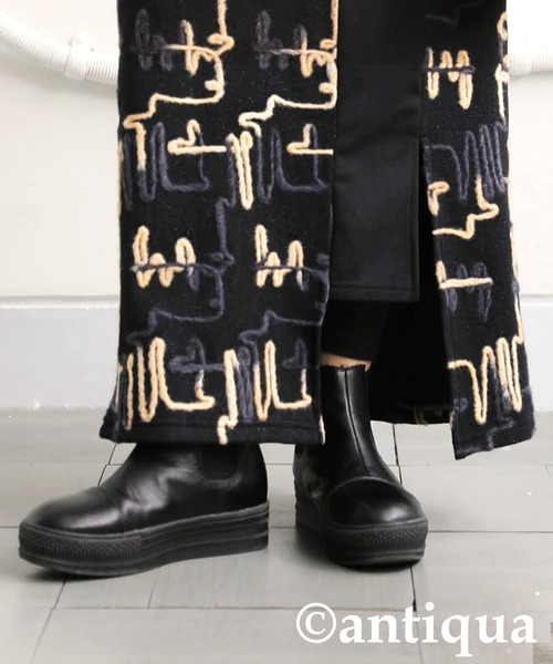 antiqua(アンティカ)の「グリッタースリットスカート(スカート・レディース・ブラック・ONESIZE)」の6枚目の写真