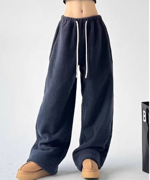 gossip！ロサンゼルス（ゴシップロサンゼルス）の「ボアフリーワイドスウェットパンツ（スウェットパンツ・レディース・ネイビー/カーキ/ブラウン・M/S）」の11枚目の写真