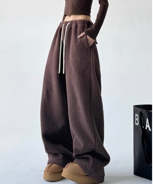 gossip！ロサンゼルス（ゴシップロサンゼルス）の「ボアフリーワイドスウェットパンツ（スウェットパンツ・レディース・ネイビー/カーキ/ブラウン・M/S）」の13枚目の写真