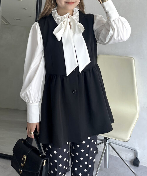 prose verse(プロズヴェール)の「袖ボリュームリボンボウタイブラウス(シャツ/ブラウス・レディース・ブラック系その他/ホワイト系その他/オフホワイト・LARGE/MEDIUM)」の10枚目の写真